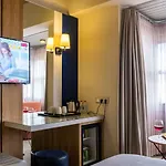 Ξενοδοχείο Ariel Alacati 3*