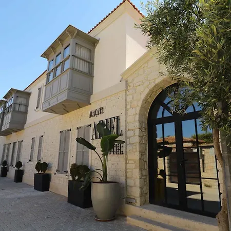 Ariel Alaçatı Hotel 3*