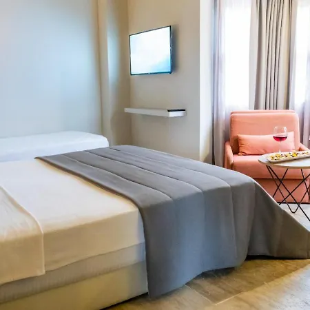 Ariel Alacati 3*