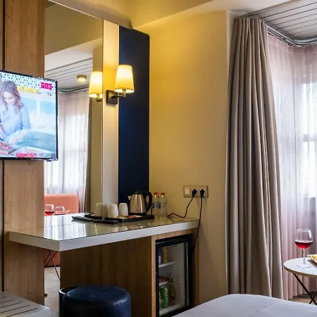 Hotel Ariel Alaçatı 3*