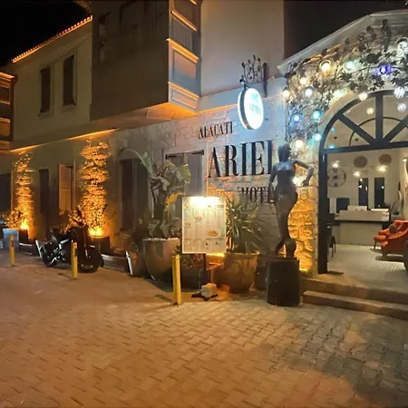 Ariel Alaçatı Hotel 3*